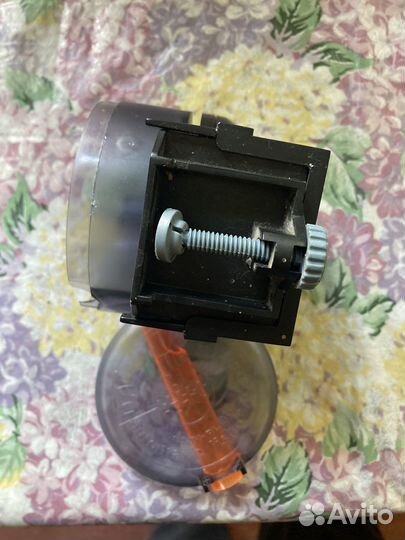 Кормушка для рыб