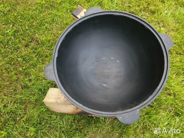 Казан чугунный узбекский с крышкой для плова