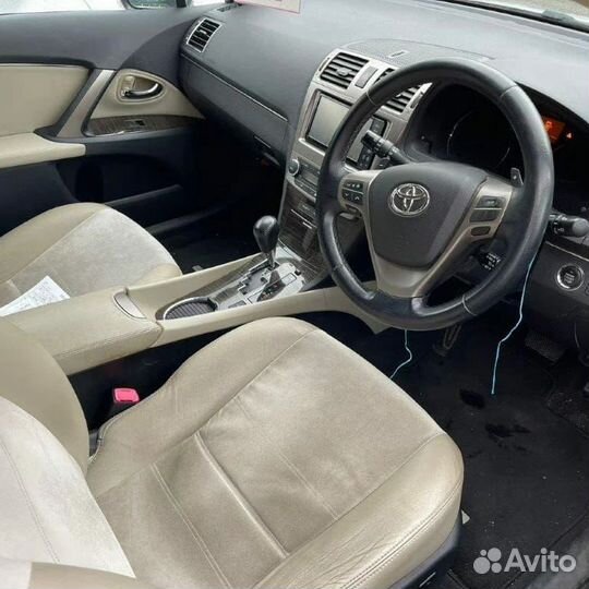 Toyota Avensis 2.0 CVT, 2012, 116 000 км