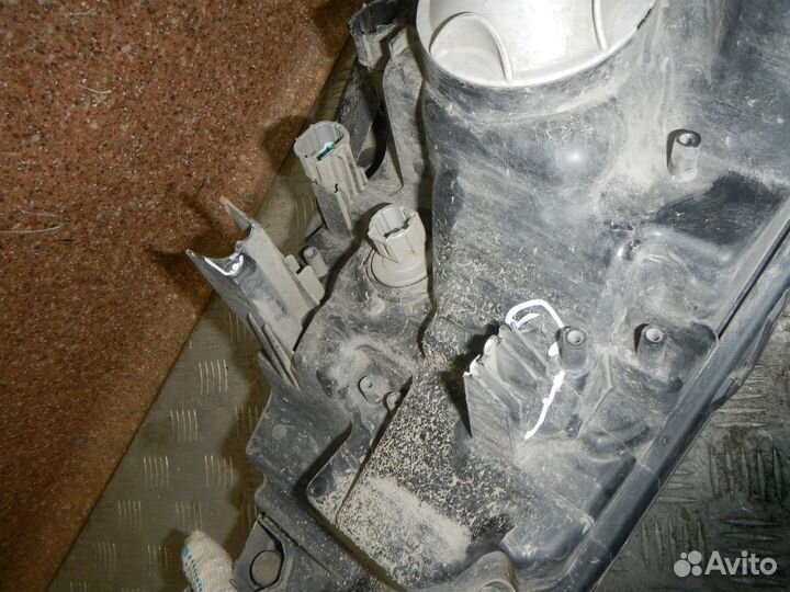 Фара левая, Nissan X-Trail