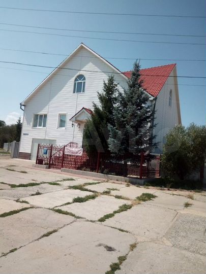 Дом 302 м² на участке 12 сот.