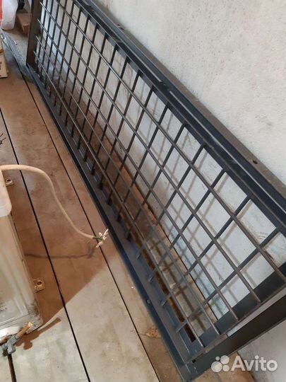 Дверь решетка