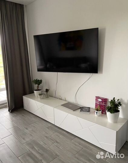 Тв тумба белый/белый софт 2.4 метра