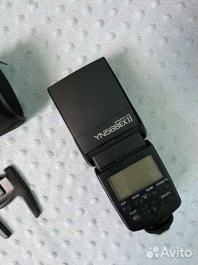 Вспышка YongNuo Speedlite YN568exii