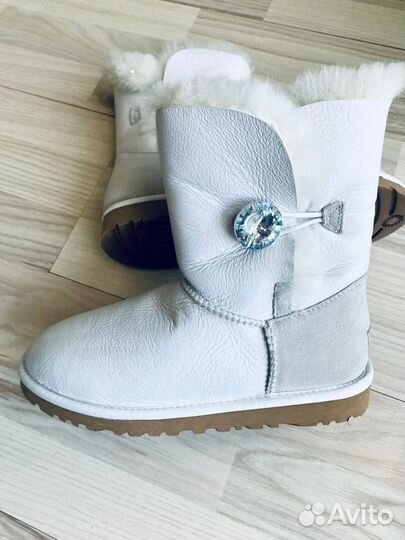 Угги полностью натуральные р. 37