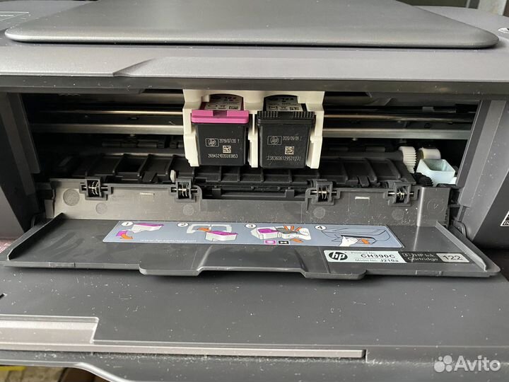 Принтер HP DeskJet 2000