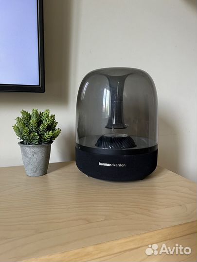 Harman kardon aura studio 2