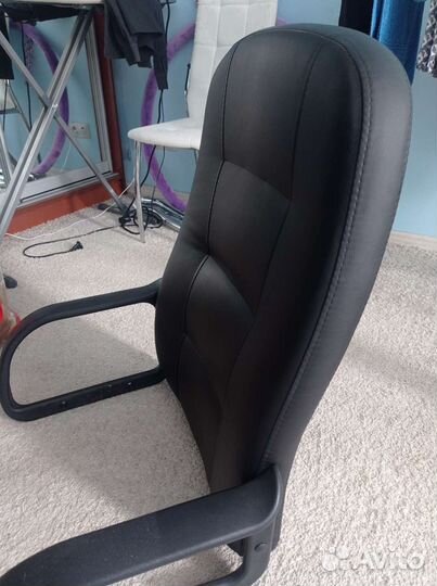 Спинка компьютерного кресла