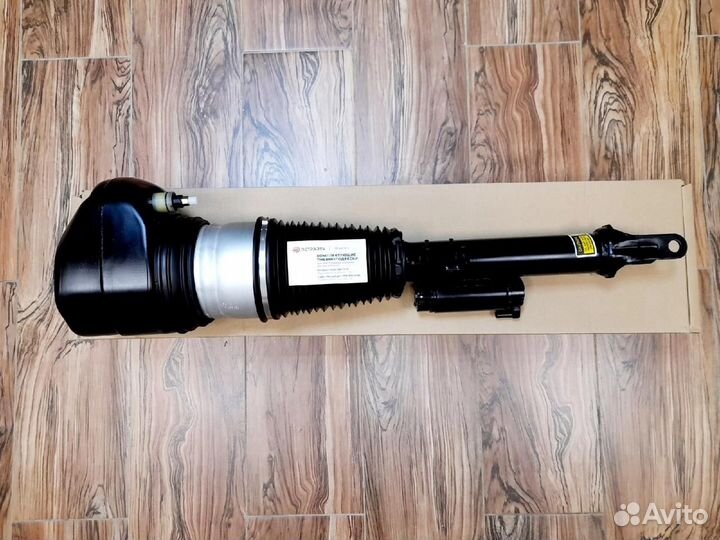 Передняя пневмостойка бмв 7er RWD 37106899037