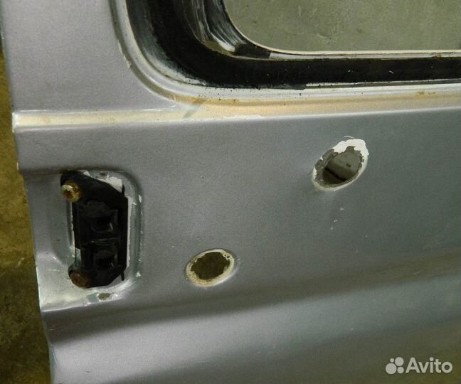 Дверь задняя правая распашная Berlingo 1