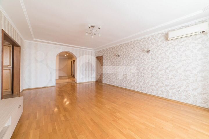 4-к. квартира, 157,1 м², 9/10 эт.