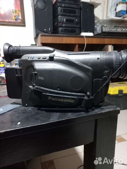 Видеокамера panasonic VX30
