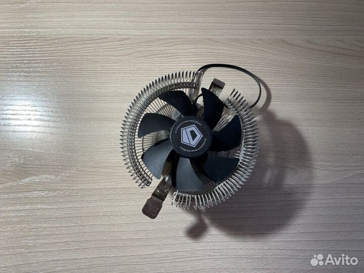 Материнская плата с процессором и памятью