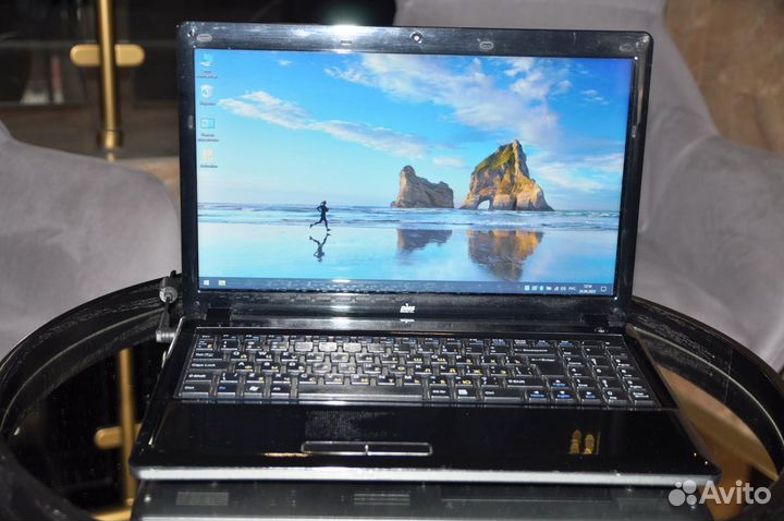 Классный ноутбук DNS W25ENQ на i7-3620QM