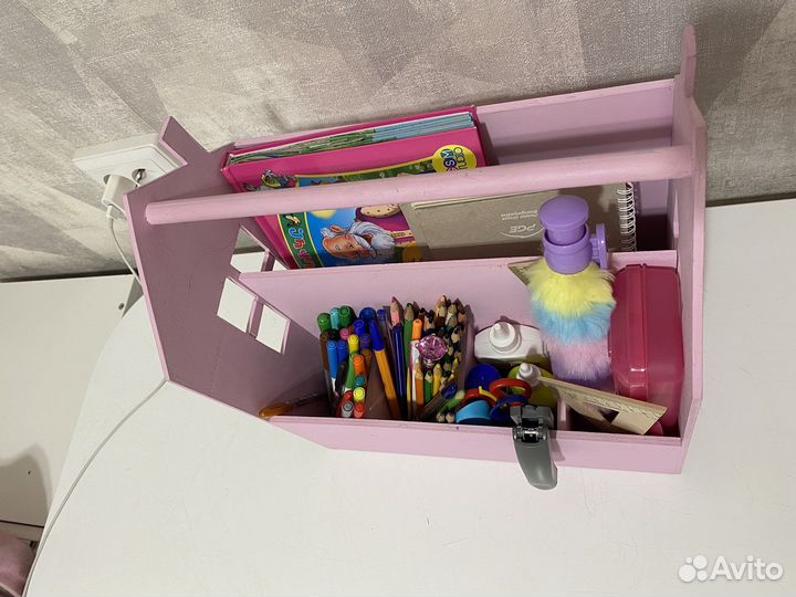 Карандашница деревянная домик