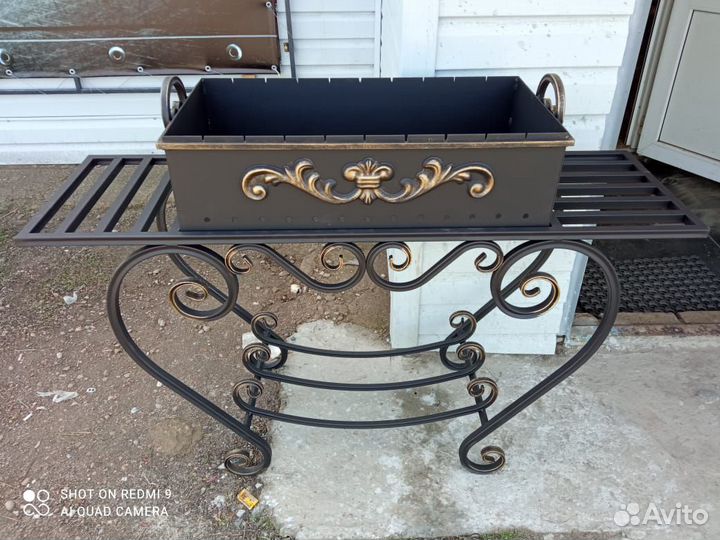 Мангал с элементами ковки на заказ и в наличии