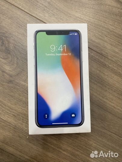 iPhone X, 64 ГБ