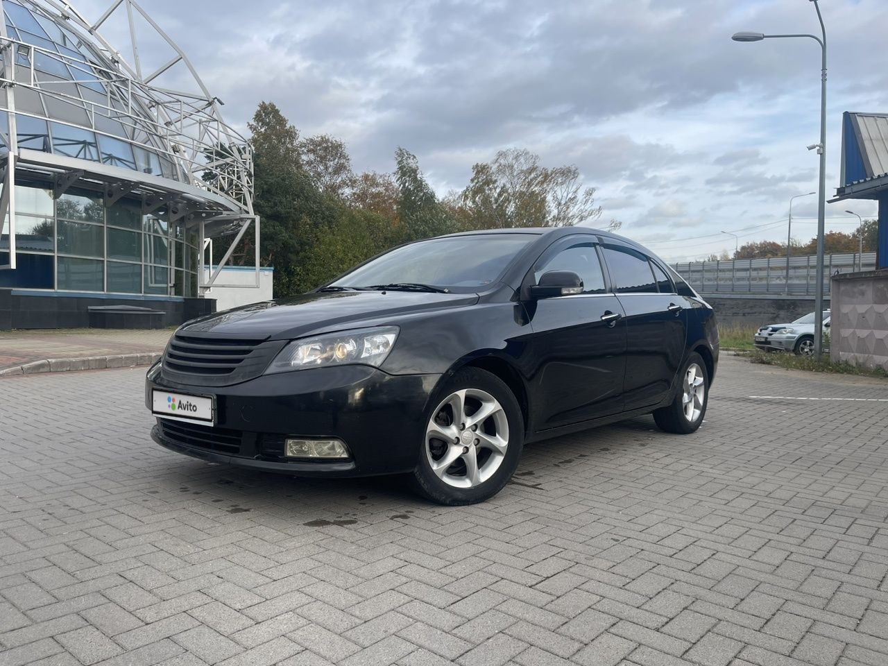 Geely Emgrand EC7: фото владельца