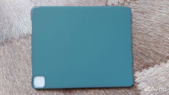Чехол на IpadPro 12.9. 2020