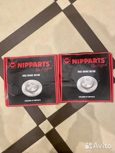 Тормозные диски Nipparts J3302148 новые