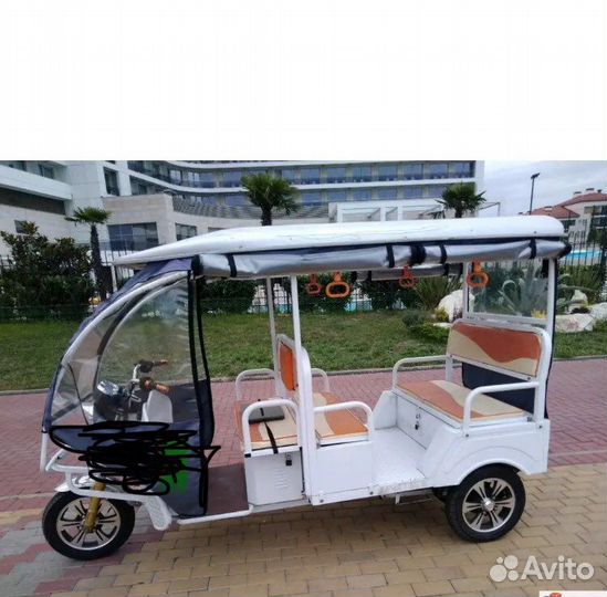 Тук электромобиль