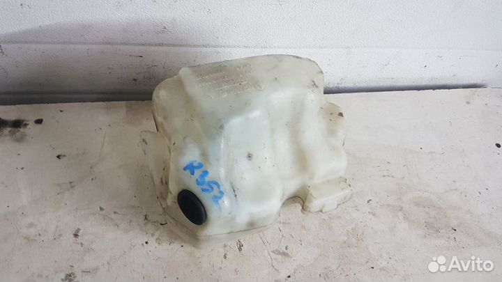 Бачок омывателя рено меган 2 сценик 2