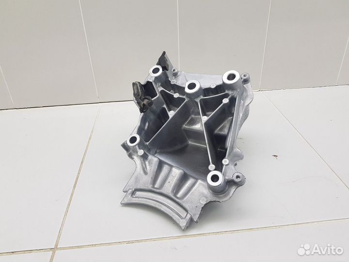 Кронштейн опоры двигателя (Geely Coolray)