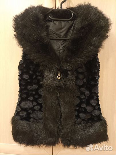 Жилетка женская