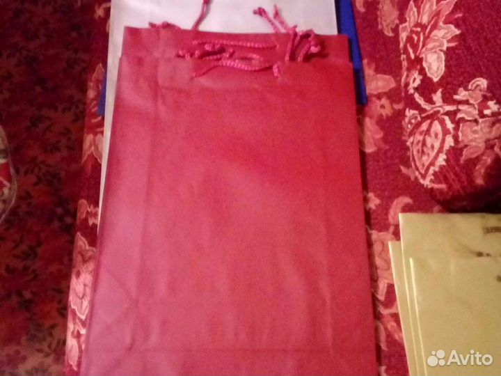 Пакеты подарочные