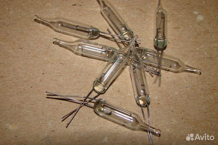 Лампочки для гирлянд СССР 13.5v 0.06А