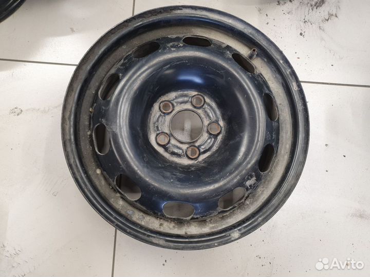 Диск колесный железный R15 Skoda Fabia 5J 2007-201