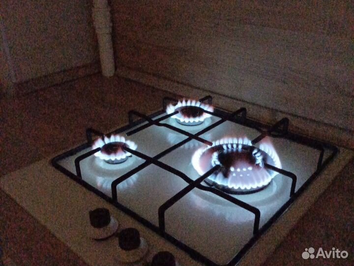 Газовая варочная панель 3 конфорки