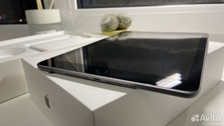 iPad 6 2018 32gb Хороший