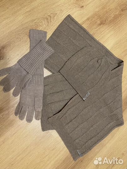 Комплект женский шапка, шарф, перчатки