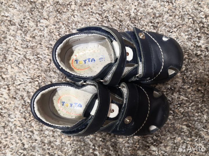 Сандалии детские для мальчиков 24