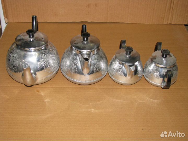 Чайно-кофейный сервиз 4 предмета родом из СССР