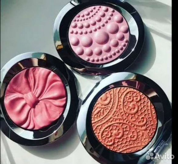 Пудра румяна хайлайтер дименшенс Мэри Кэй