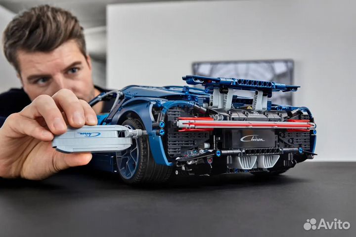 Lego Technic «Bugatti Chiron» (42083)