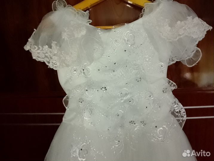 Платье для девочки рост 152