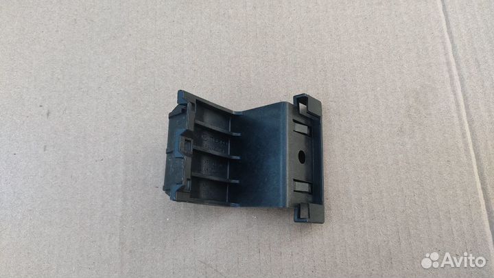 Кронштейн фары Mazda 3 BL