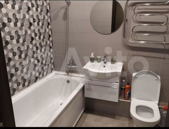 1-к. квартира, 42 м², 16/16 эт.