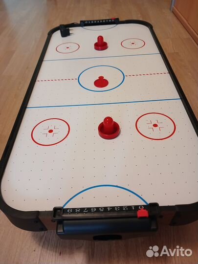 Настольный аэрохоккей