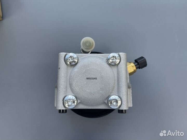 Насос гура для Ford Focus 3