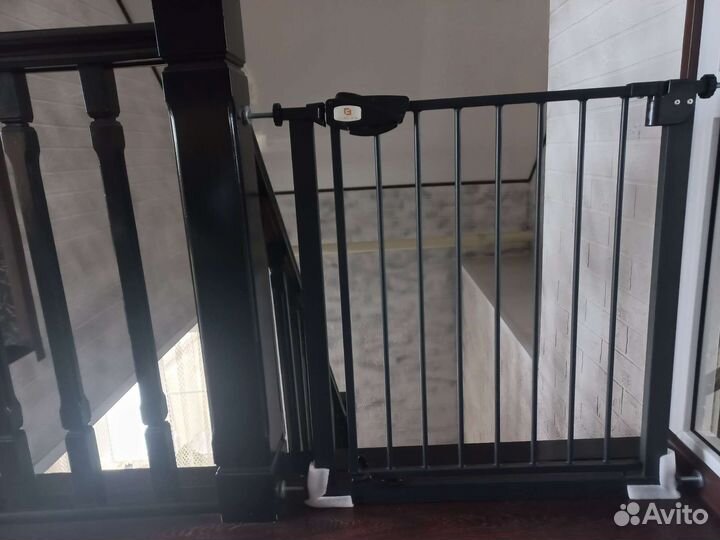 Защитный барьер калитка