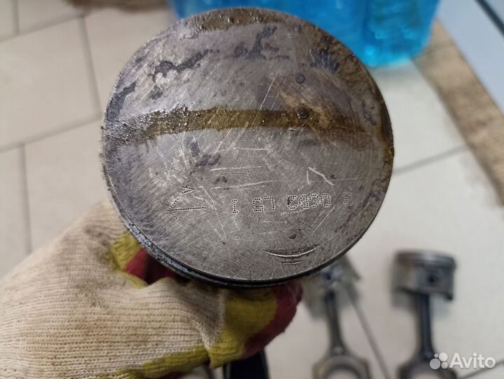 Поршня с шатунами renault logan комплект