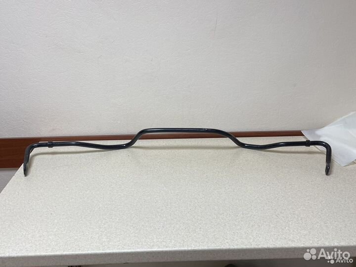 Стабилизатор задний Mitsubishi Outlander 1