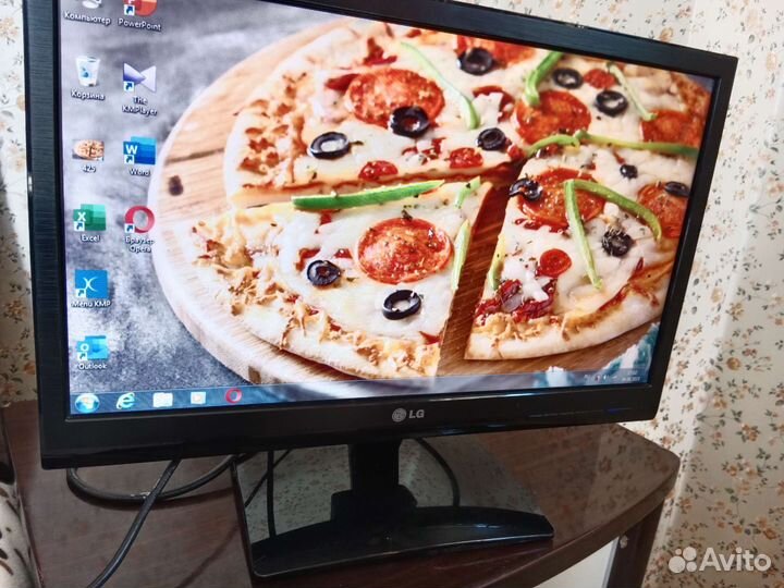 LG монитор 20 дюймов
