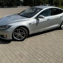 Tesla Model S AT, 2015, 88 000 км, с пробегом, цена 2 160 000 руб.