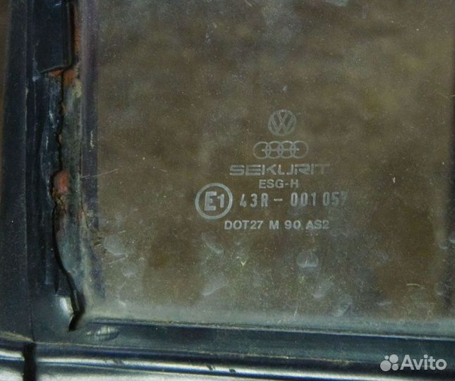 Форточка двери передней правой VW Golf 2