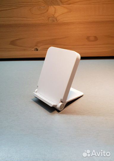 Беспроводное зарядное устройство LG WCD-100